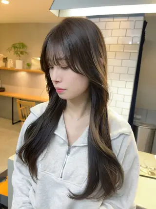 ロング COMILE 🌼 SUZUKAのヘアスタイル