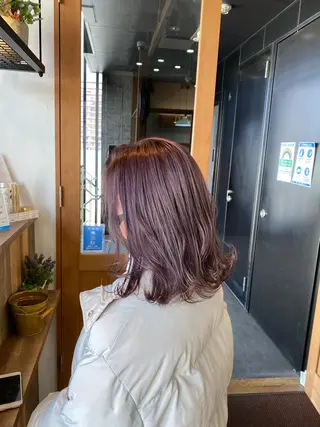 ミディアム カラー パーマ ヘアアレンジ re naのヘアスタイル