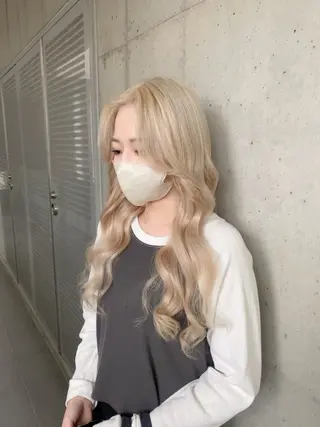 ロング ガルボヘアー心斎橋所属・プルエクステカラー専 門店ガルボヘアーのヘアスタイル