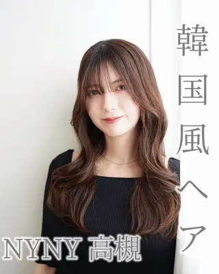 ミディアム カラー 顔周りレイヤーカット 透明感カラー達冨のヘアスタイル