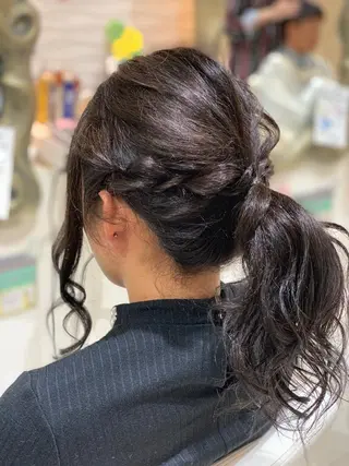 ロング カラー ヘアアレンジ 松吉 純平のヘアスタイル