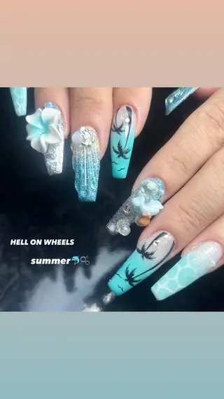 ネイル ⛓Miyu ⛓のネイルデザイン