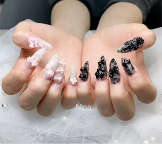 ネイル NiNa ビューティーサロン所属・Ni Naのネイルデザイン