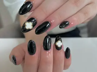 ネイル Queen nail所属・QUEENNA IL JR寺田町1分のネイルデザイン