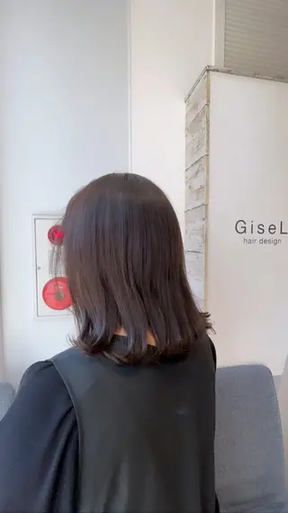 セミロング カラー カワクボ ミカのヘアスタイル