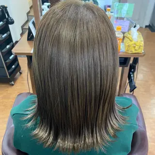 ミディアム カラー Benjamin hair design所属・アイリ 🐥のヘアスタイル