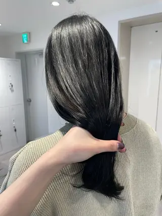 セミロング カラー Hatsune 🐯レイヤーカットのヘアスタイル