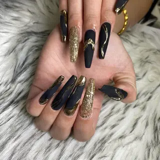 ネイル la vie  Luire所属・la vie Luire ｱｽｶのネイルデザイン