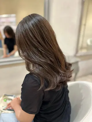 ミディアム カラー ZACC ayakaのヘアスタイル