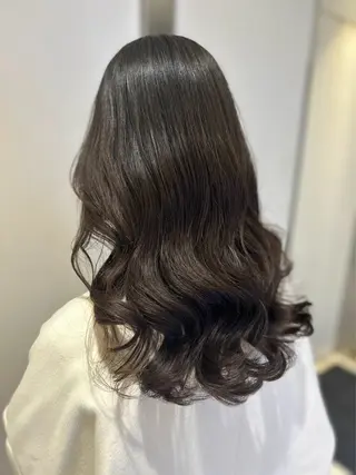 セミロング パーマ コテ巻きパーマ 藤野佑成のヘアスタイル