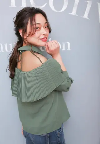 ロング ヘアアレンジ さかい なつみのヘアスタイル