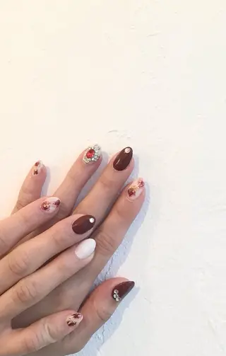 ネイル Roger 舞のネイルデザイン