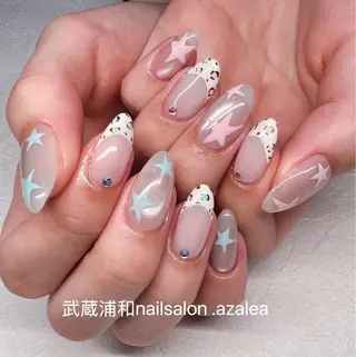 ネイル R inのネイルデザイン