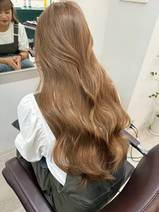 ロング カラー 🌻Reina🌻 ☺︎透明感、艶カラーのヘアスタイル