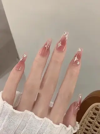 ネイル リラネイル Aikenのネイルデザイン