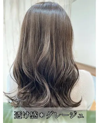 セミロング 【髪質改善・艶髪 ・ハイライト】ハナカのヘアスタイル