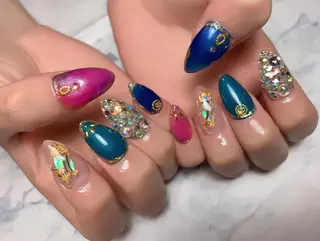 ネイル 菅野 愛花のネイルデザイン