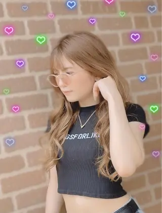 ロング カラー 穐山 翔のヘアスタイル