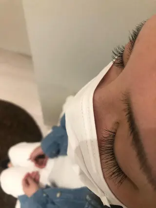 マツエク・マツパ 宮原 智美のヘアスタイル