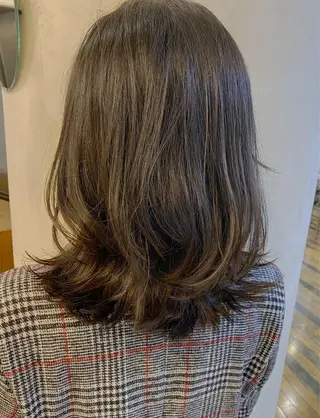 セミロング カラー 🥣 hashi 🛋️のヘアスタイル