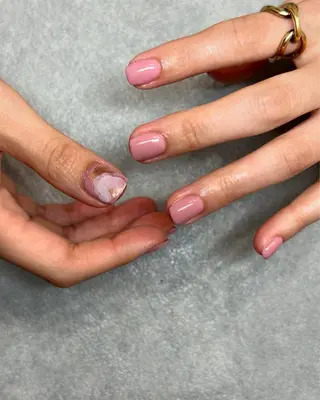 ネイル kiii.__ ✴︎*のネイルデザイン