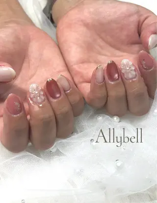 ネイル Allybell🫧 Ayakaのネイルデザイン