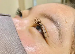 マツエク・マツパ 清水 まなのマツエク・マツパデザイン