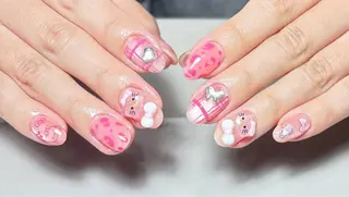 ネイル AngelChris ビューティーサロンのネイルデザイン