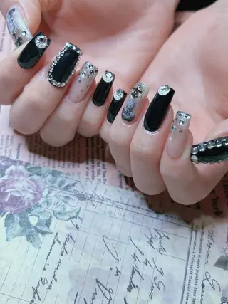 ネイル NOIROUGE所属・NOI ROUGEのネイルデザイン