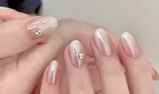 ネイル 高木 維麗絲のネイルデザイン