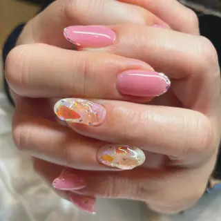 セミロング ネイル 金子 彩海のネイルデザイン