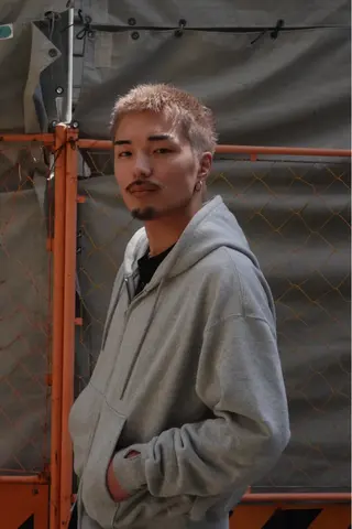 ショート カラー メンズ 神戸／メンズカット ／メンズパーマのヘアスタイル