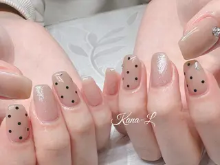 ネイル 芦辺 香奈のネイルデザイン