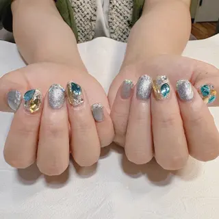 ネイル RIEKO🍒 ワンホン♡推しネイルのネイルデザイン