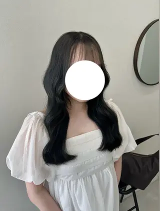 ロング カラー SOYON Reiのヘアスタイル