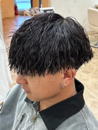 ショート パーマ メンズ パーマ職人DAIKI ツイスパ/波巻きのヘアスタイル