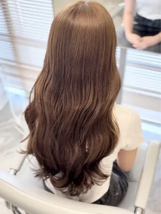 ロング 谷 ほのかのヘアスタイル