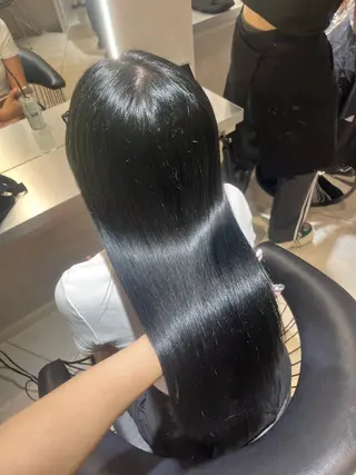 ロング euphoria所属・内間 光輝のヘアスタイル