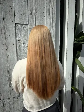 ロング カラー ブリーチ予約率90% 以上✨森山陽向のヘアスタイル