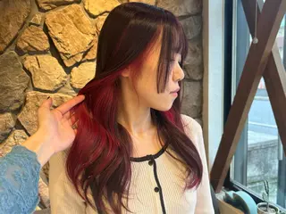 ロング 小玉 唯依のヘアスタイル