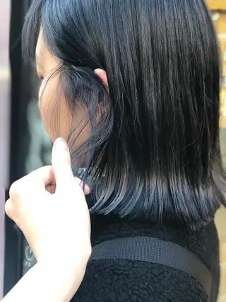 ショート カラー 樋渡 侑希のヘアスタイル