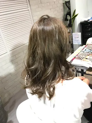セミロング カラー HAIR STUDIO  buzz所属・金子 富士のヘアスタイル