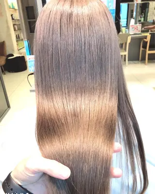 ロング カラー AI 高田馬場店のヘアスタイル