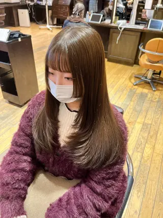 セミロング 赤み消しカラー 🩵かりんのヘアスタイル