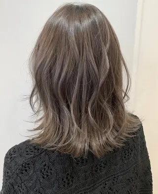 セミロング カラー box mico. mutsumiのヘアスタイル