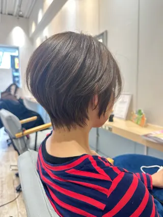 ショート 若山 敦のヘアスタイル