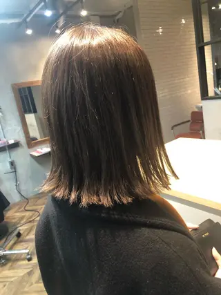 ショート カラー 遠藤 眞実のヘアスタイル