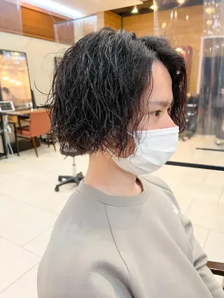 ショート パーマ メンズ メンズカット曲がる 縮毛矯正佐々木タクマのヘアスタイル