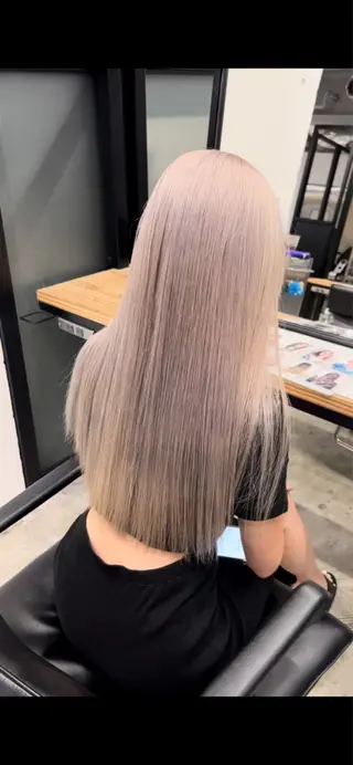 ロング カラー 池袋　似合わせショー トヘア　萩原 佑紀のヘアスタイル