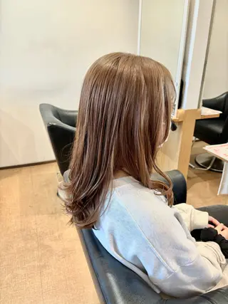 セミロング カラー 秋山知穂🌸縮毛矯正 ショートお任せ🌸のヘアスタイル